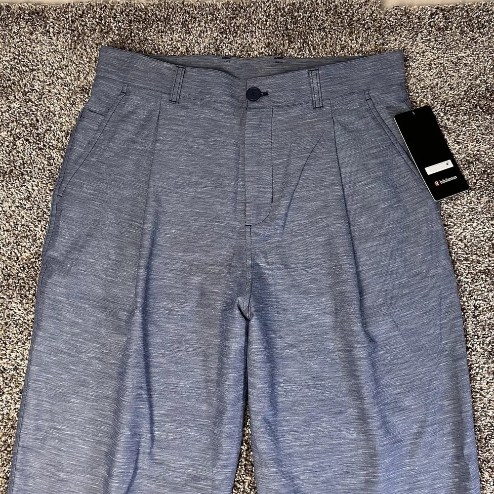 NEW Lululemon Pants Mens Size 33x31 Blue Linen Pleated Trouser Classic Fit Dress